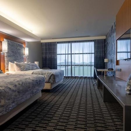 The Hotel At Kirkwood Center Cedar Rapids Ngoại thất bức ảnh