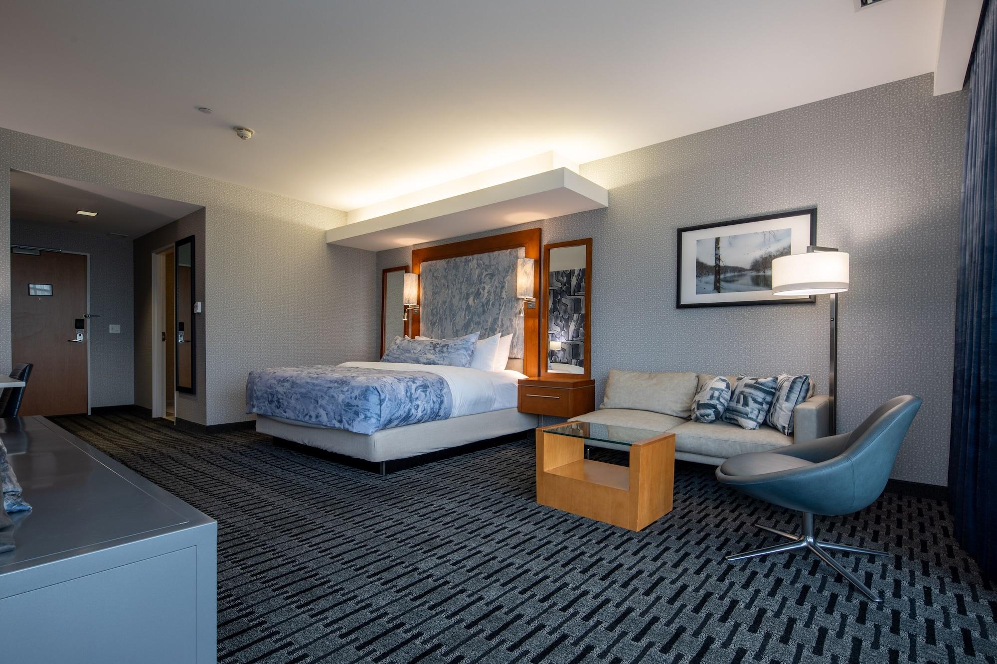 The Hotel At Kirkwood Center Cedar Rapids Ngoại thất bức ảnh