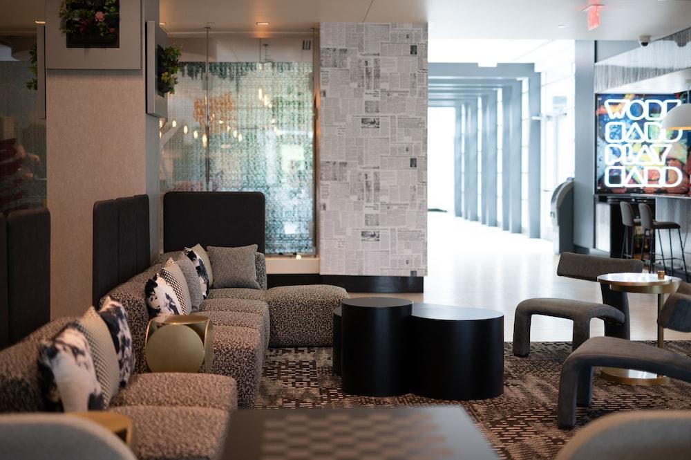 The Hotel At Kirkwood Center Cedar Rapids Ngoại thất bức ảnh