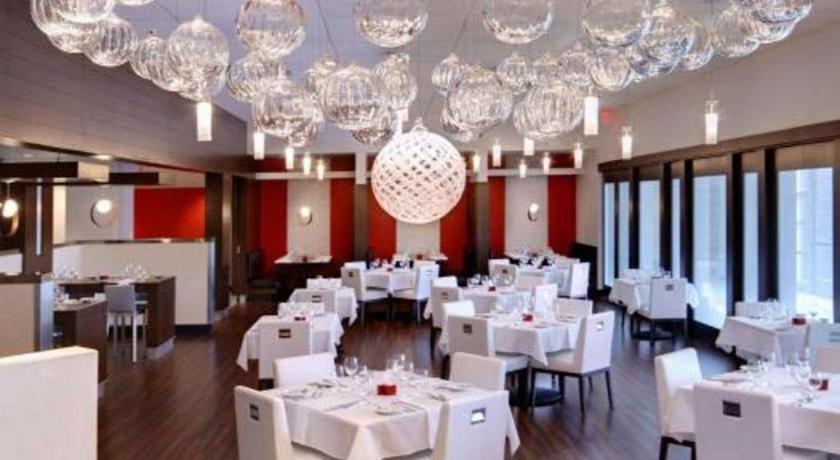 The Hotel At Kirkwood Center Cedar Rapids Ngoại thất bức ảnh