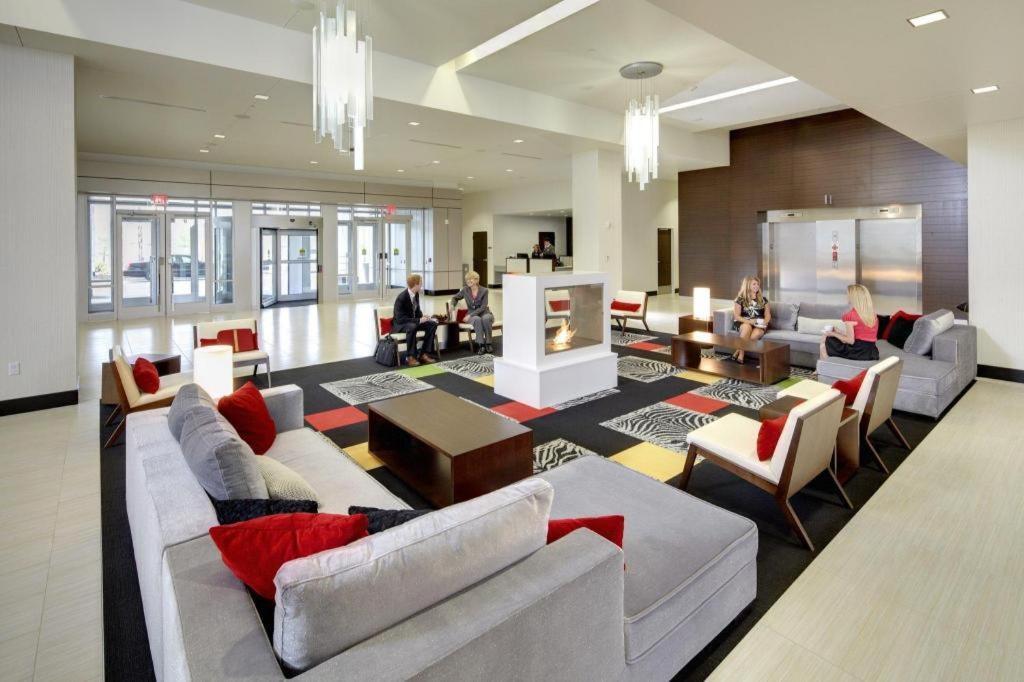 The Hotel At Kirkwood Center Cedar Rapids Ngoại thất bức ảnh