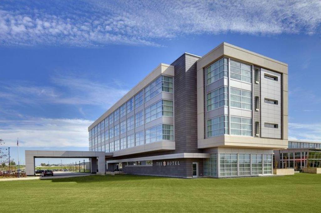 The Hotel At Kirkwood Center Cedar Rapids Ngoại thất bức ảnh