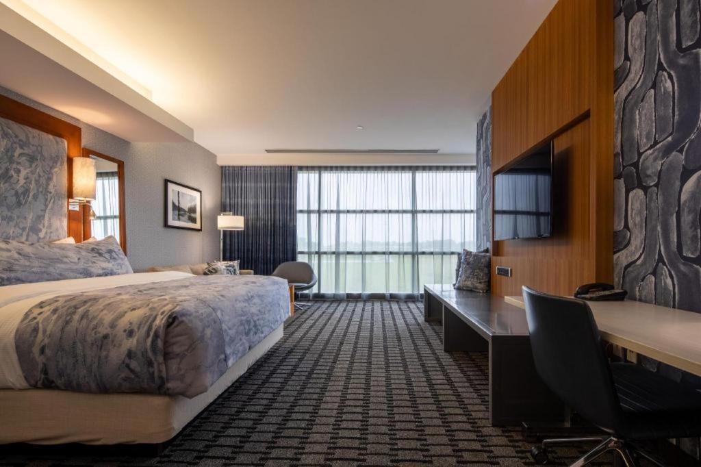 The Hotel At Kirkwood Center Cedar Rapids Ngoại thất bức ảnh